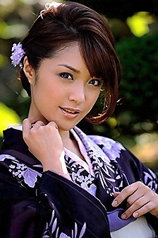 Asian Beauty Mihiro Taniguchi In Kimono