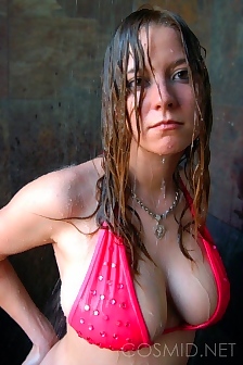 Lisa Ling Nude Pics.