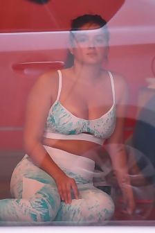 Ariel Winter Areola Peek While Working Out